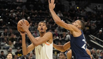 开云体育入口-NBA彩经：残阵出击！森林狼客场力拼马刺